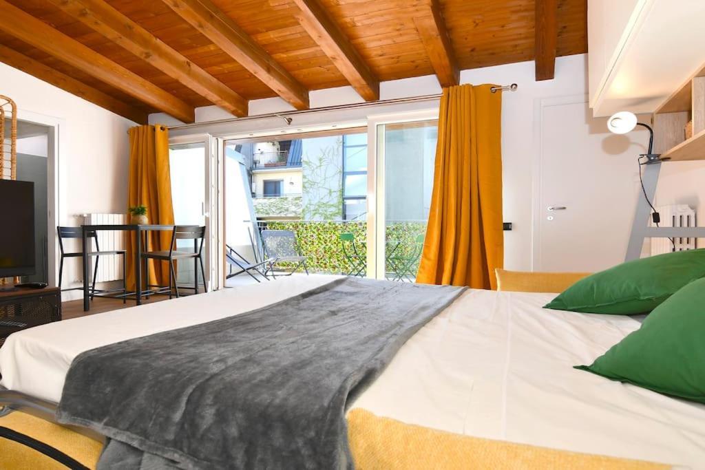 Apartmán Bocconi Fond Prada Ieo Spettacolare Attico Con Terrazzo Milán Exteriér fotografie