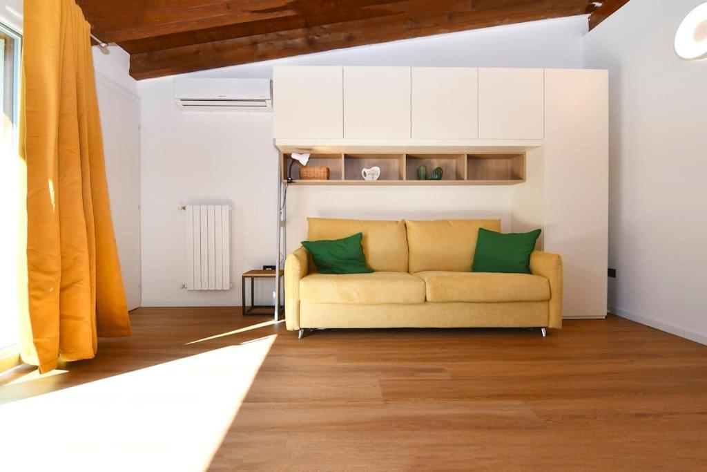 Apartmán Bocconi Fond Prada Ieo Spettacolare Attico Con Terrazzo Milán Exteriér fotografie